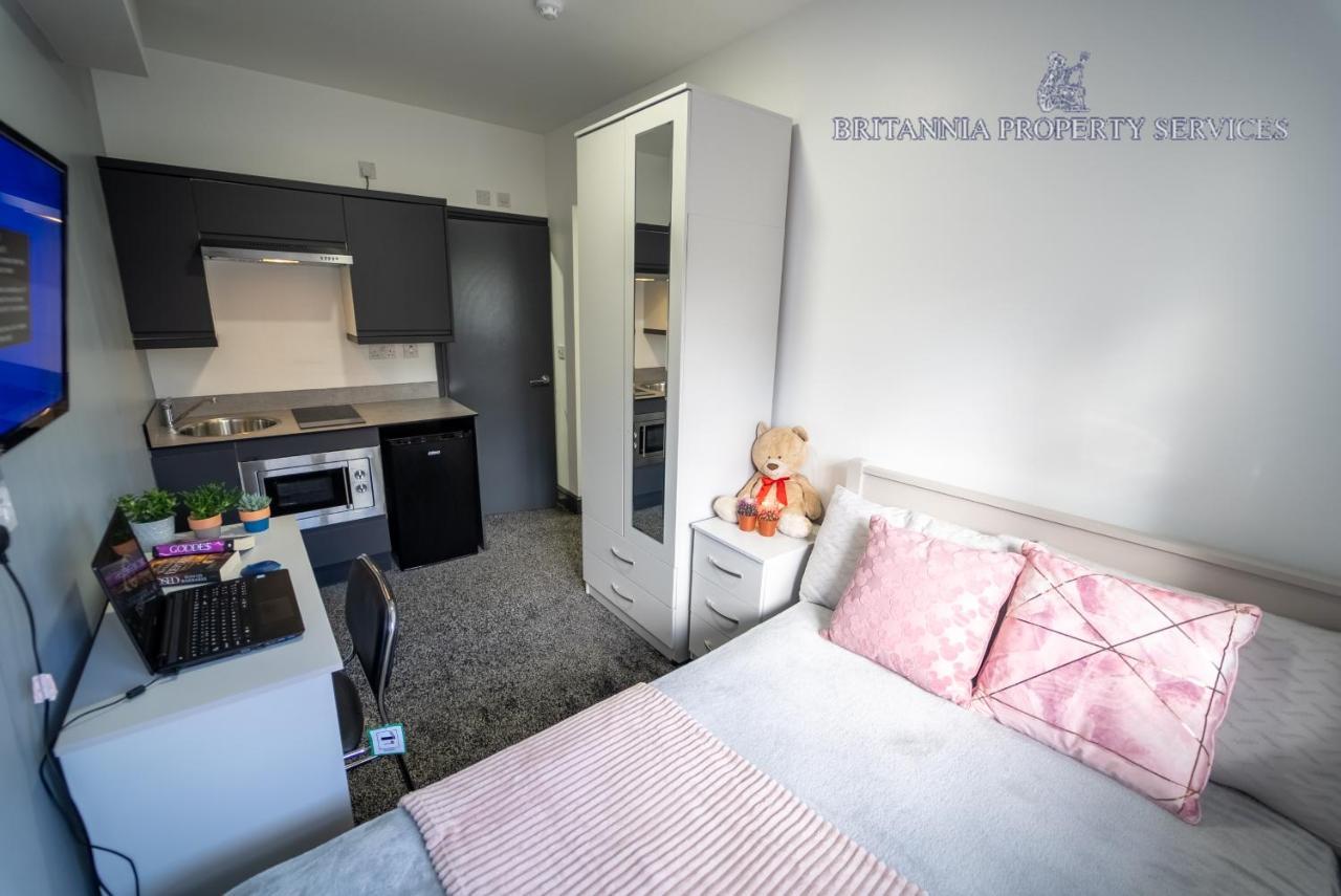 Free Parking Cosy Studios Close To City And Qe And Uob! Birmingham Exterior photo